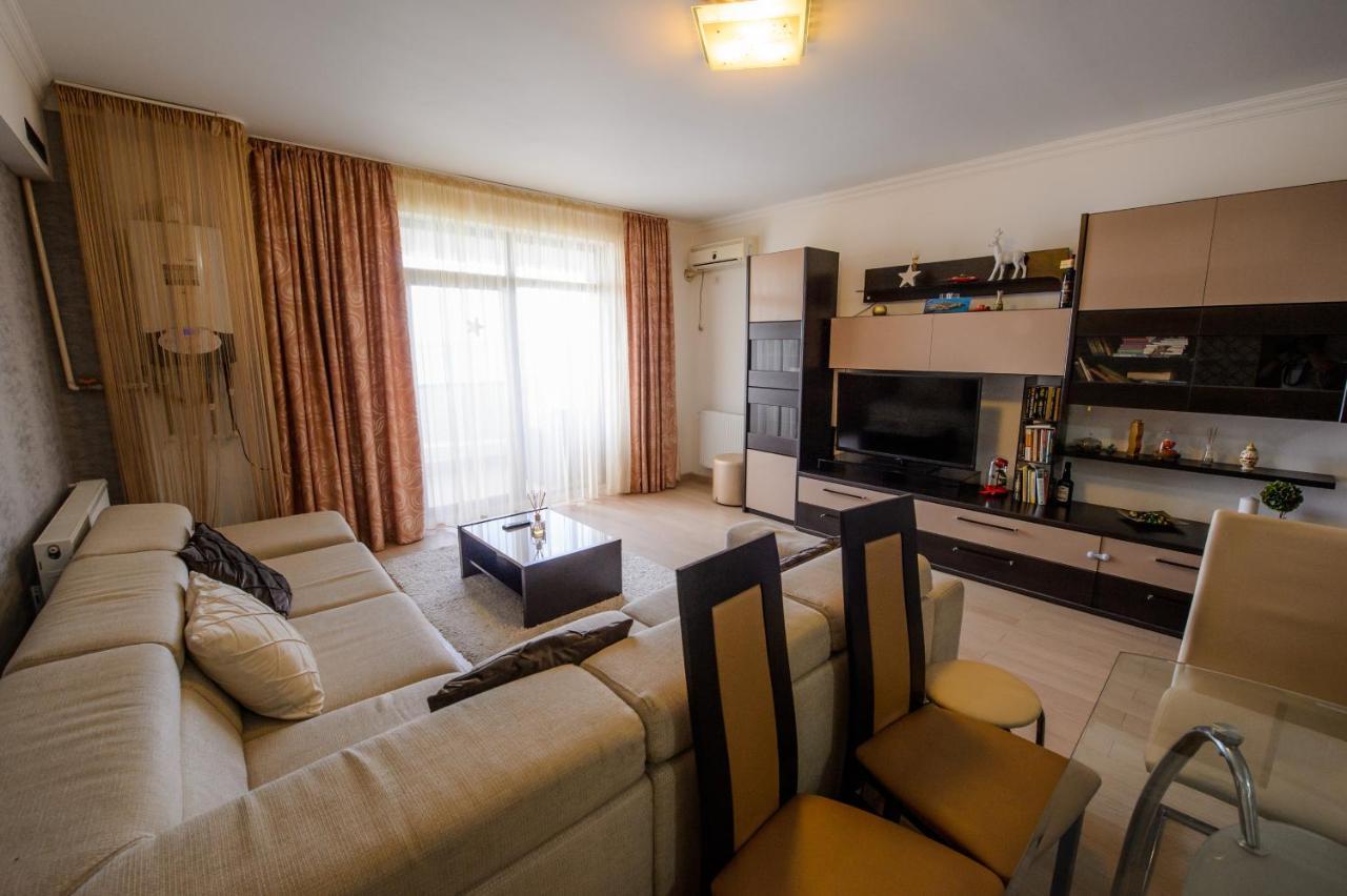 Lake Apartments Solid Mamaia Exterior foto