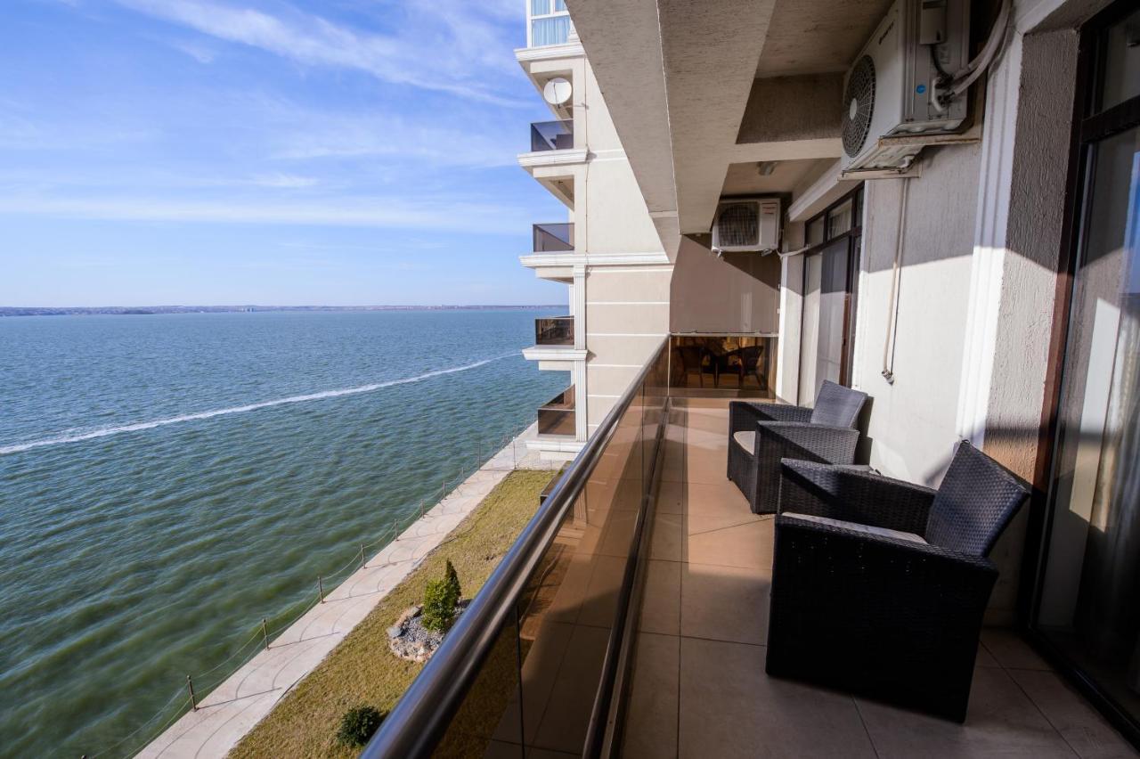 Lake Apartments Solid Mamaia Exterior foto